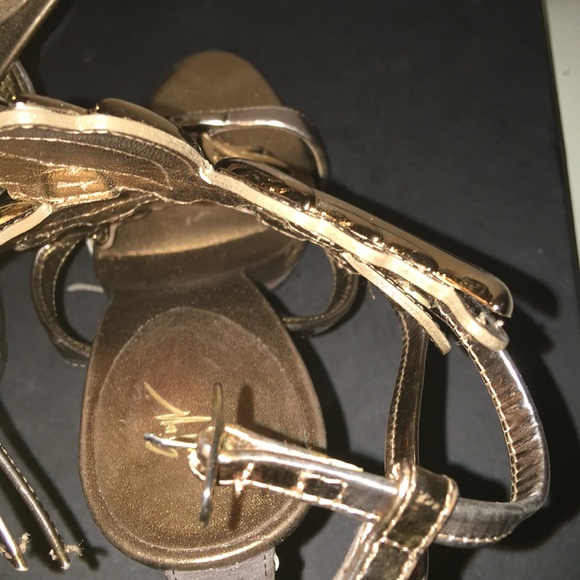 High heels - Picture 5 of 5